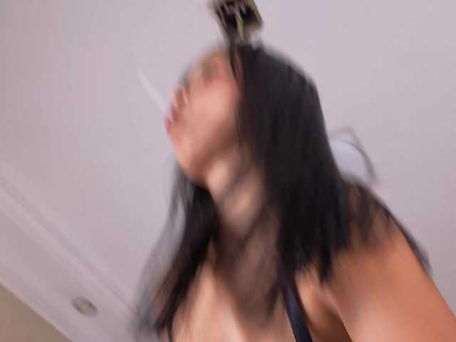 Miladiosa live cam on BongaCams
