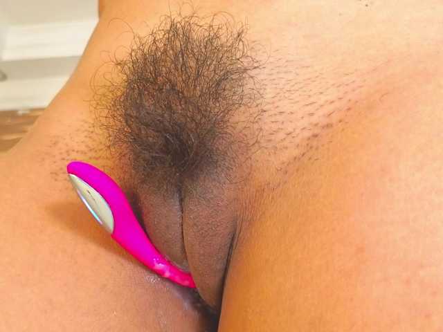 Miladiosa live webcam show