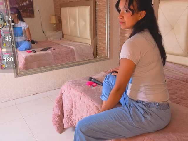Miladiosa live cam on BongaCams