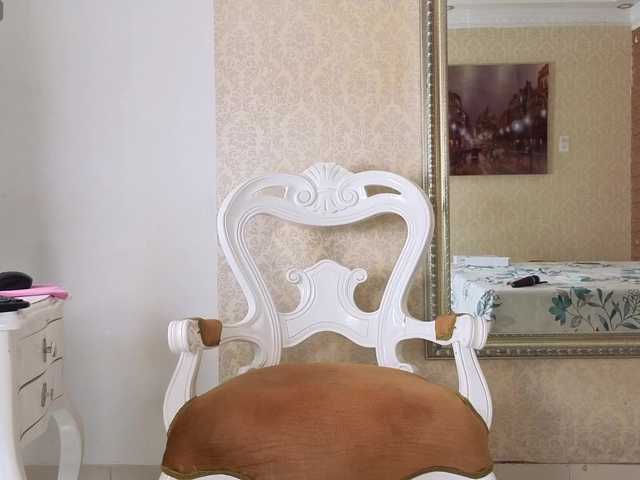 Miladiosa live cam on BongaCams