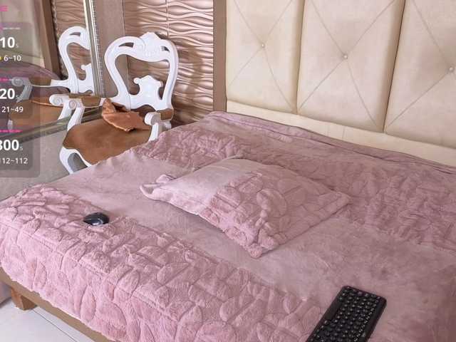 Miladiosa live cam on BongaCams