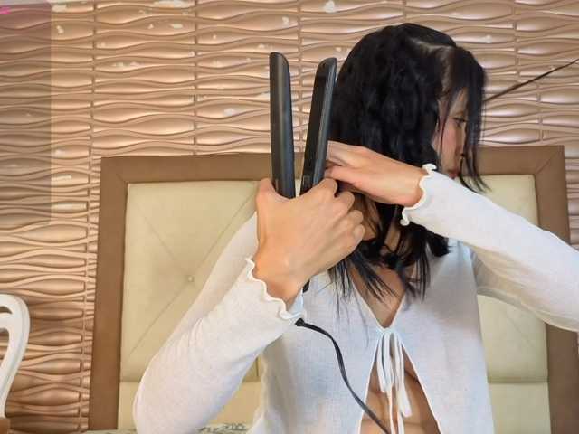 Miladiosa live cam on BongaCams