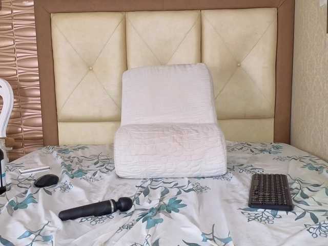 Miladiosa live cam on BongaCams
