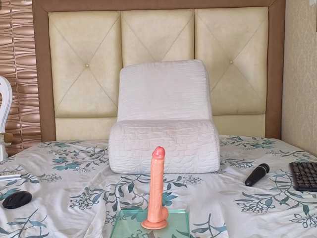 Miladiosa live cam on BongaCams