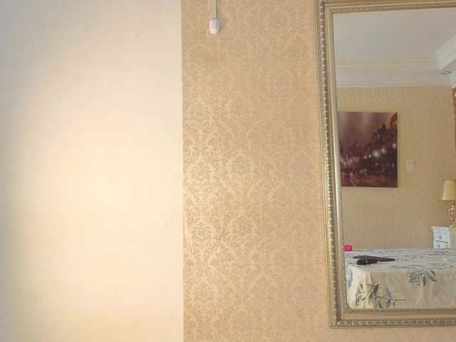 Miladiosa live cam on BongaCams