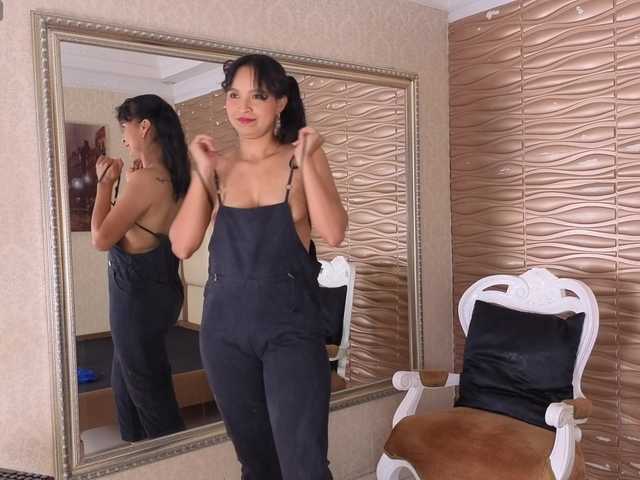 Miladiosa live cam on BongaCams