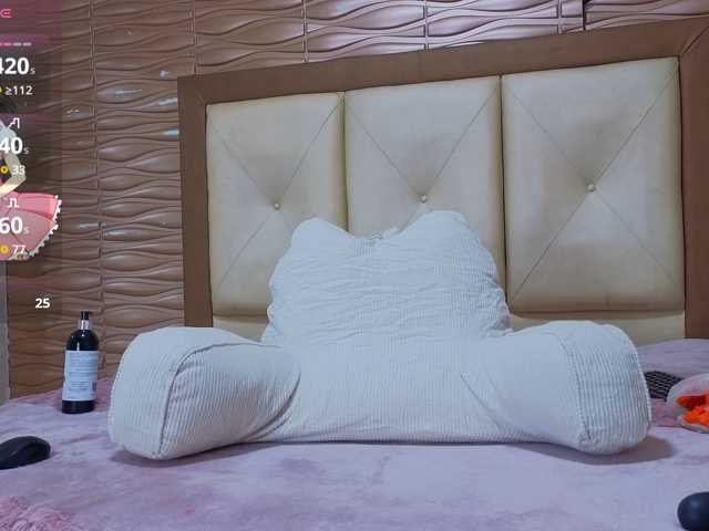 Miladiosa live cam on BongaCams