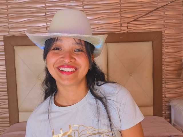 Miladiosa live cam on BongaCams