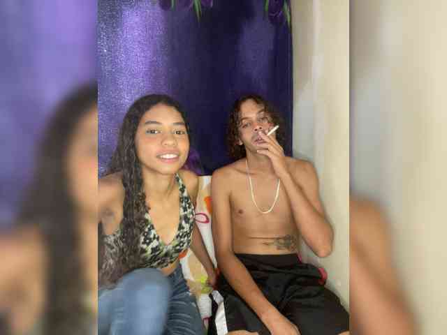 Modelo: BRHotCouple