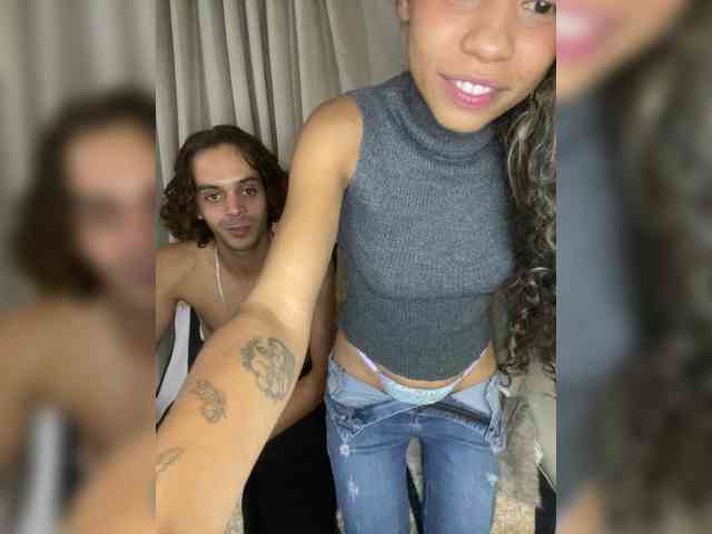 Modelo: BRHotCouple
