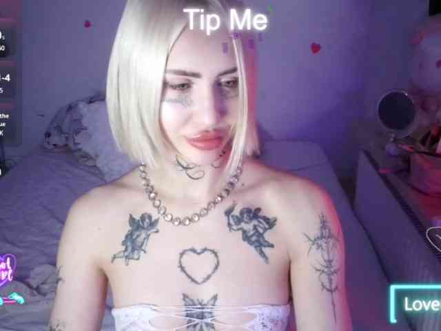 yourscirillaa webcam