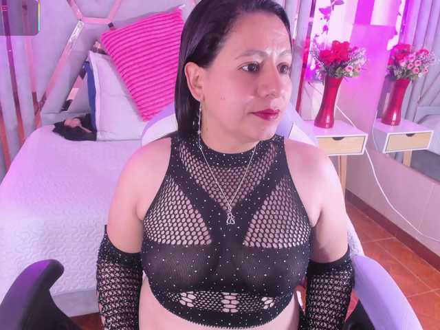 adri-rivera live cam on BongaCams