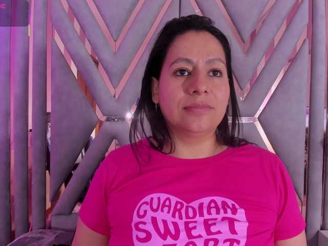 adri-rivera live webcam show