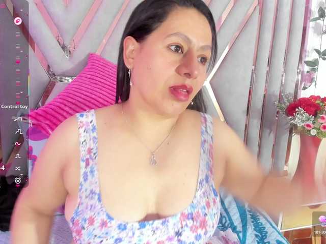 adri-rivera live cam on BongaCams