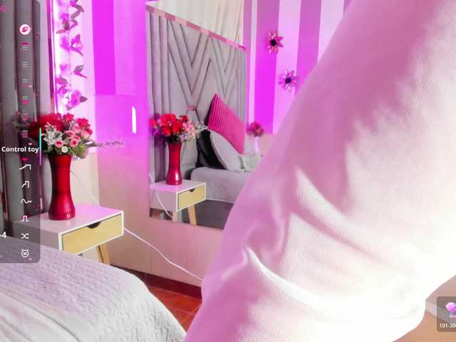 adri-rivera live cam on BongaCams