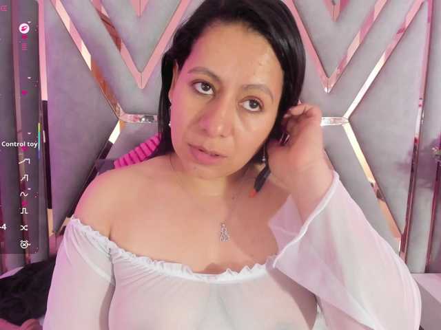 adri-rivera live cam