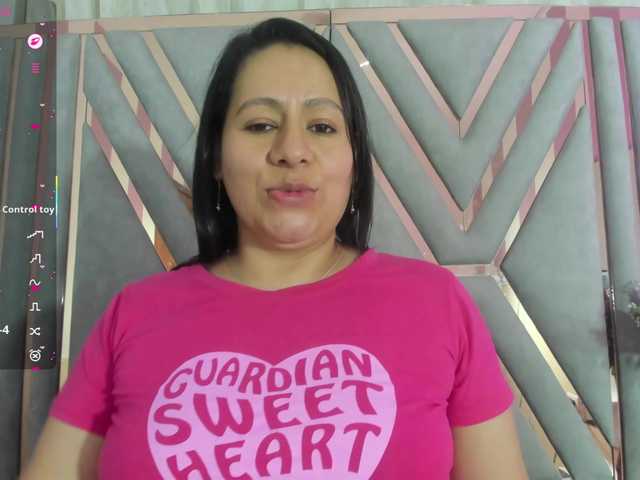 adri-rivera live cam on BongaCams