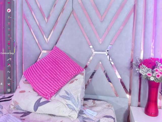 adri-rivera live cam on BongaCams