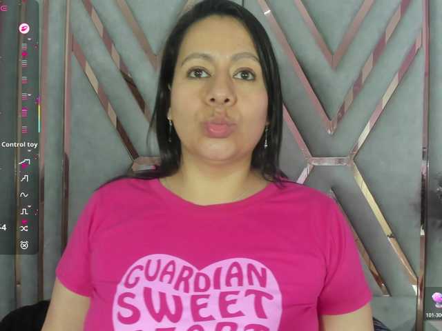 adri-rivera live cam on BongaCams
