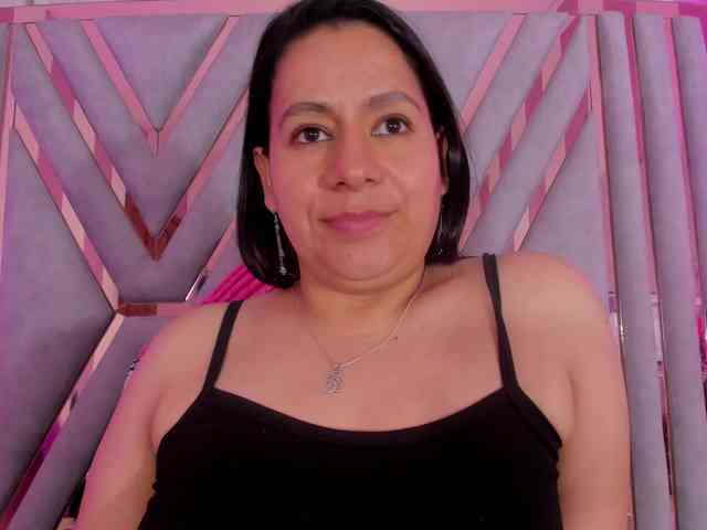 adri-rivera webcam