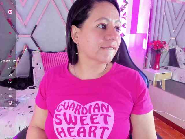 adri-rivera webcam