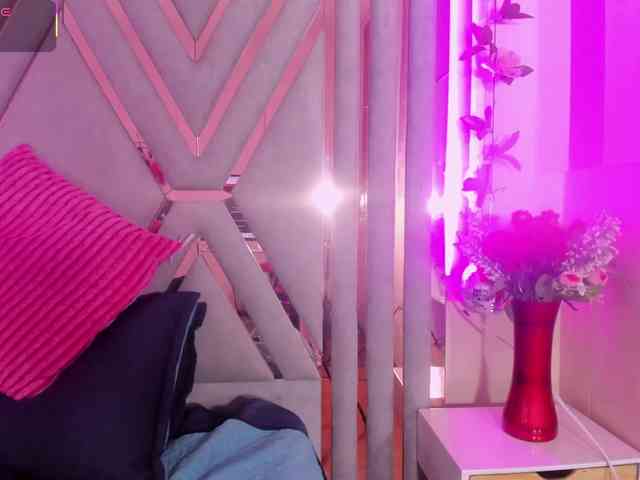 adri-rivera webcam