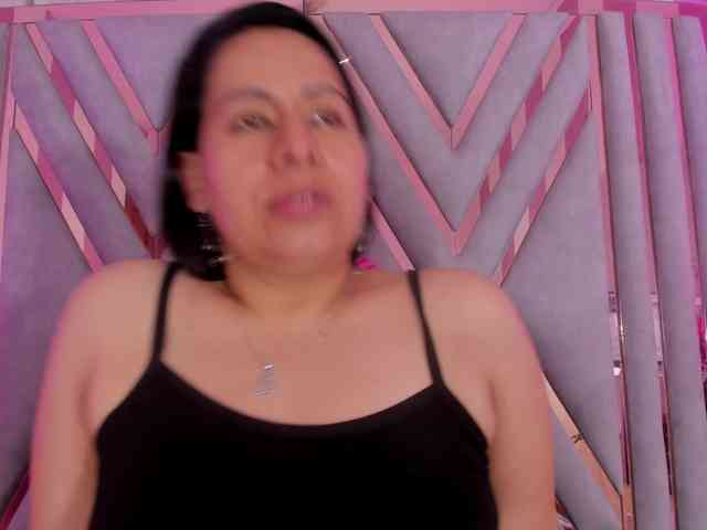 adri-rivera adri-rivera