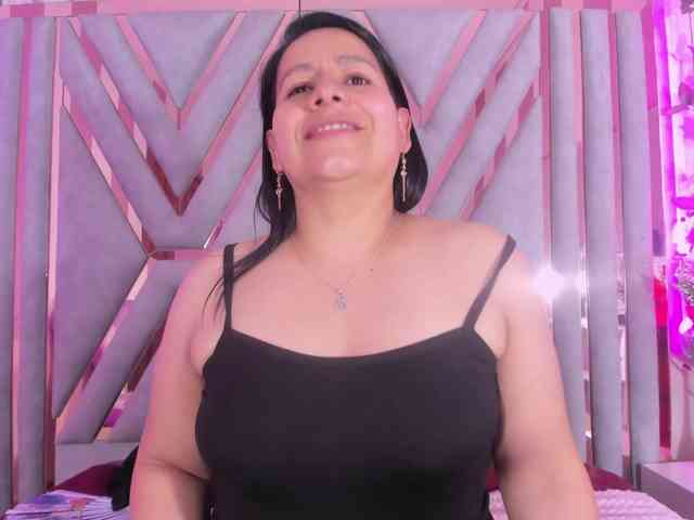 adri-rivera webcam