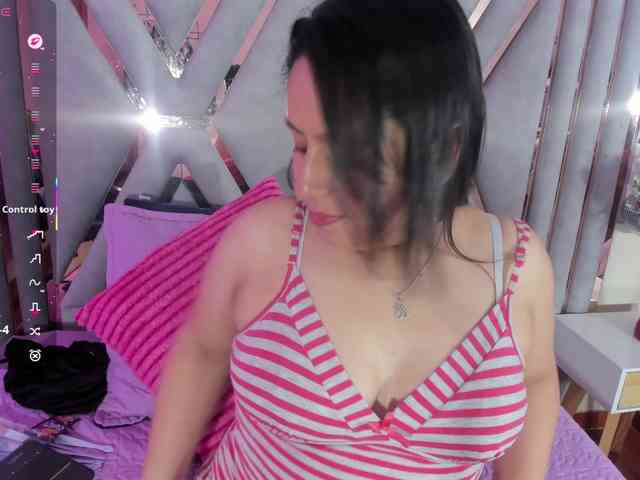 adri-rivera webcam