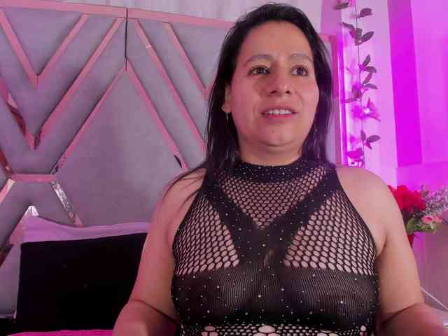 adri-rivera adri-rivera