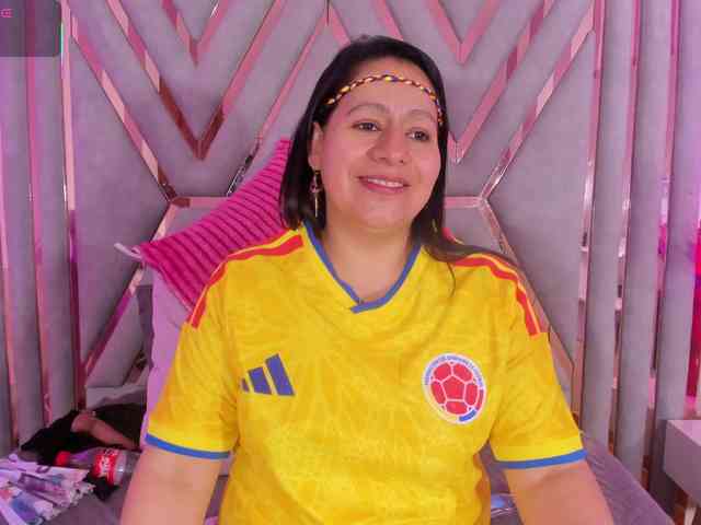 adri-rivera webcam