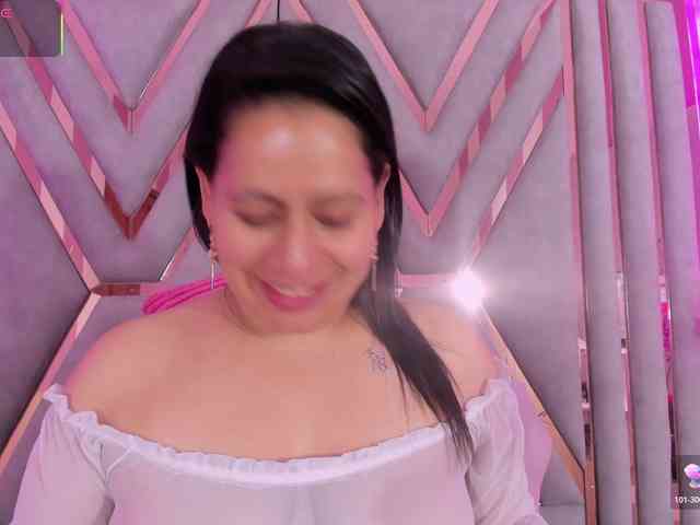 adri-rivera webcam