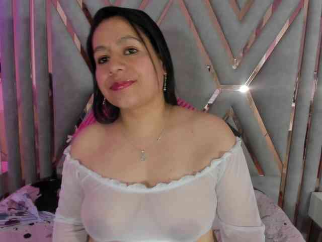 adri-rivera webcam