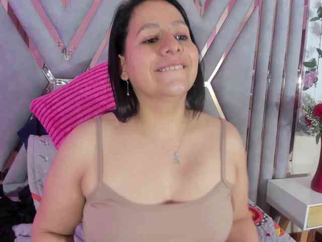 adri-rivera webcam