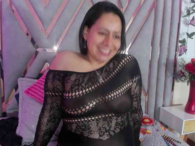 adri-rivera webcam