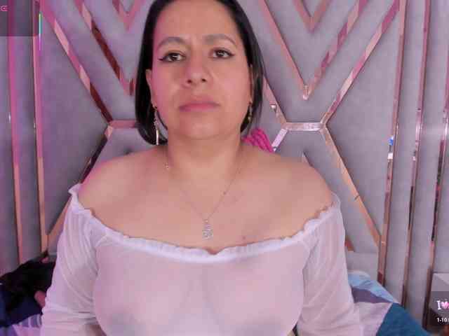 adri-rivera webcam