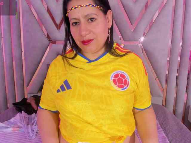 adri-rivera webcam