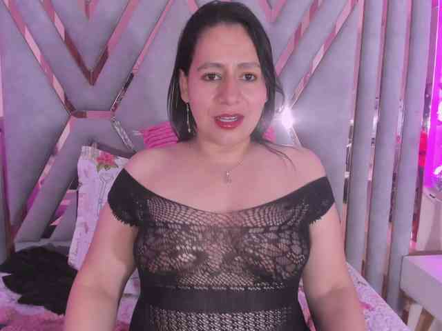 adri-rivera webcam