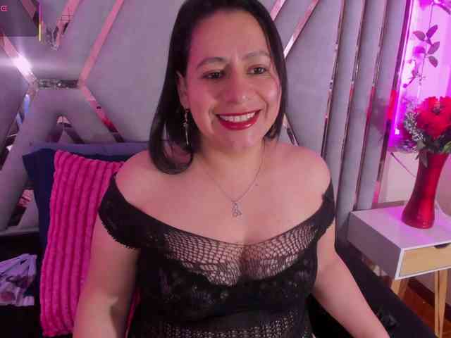 adri-rivera webcam