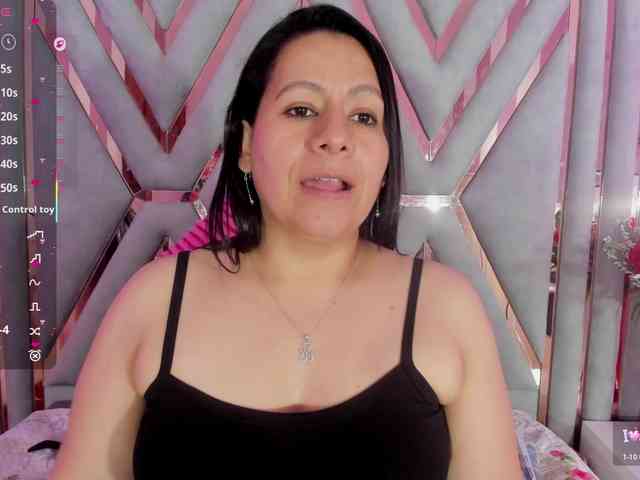 adri-rivera webcam