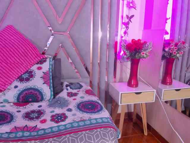 adri-rivera webcam