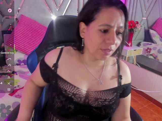 adri-rivera webcam