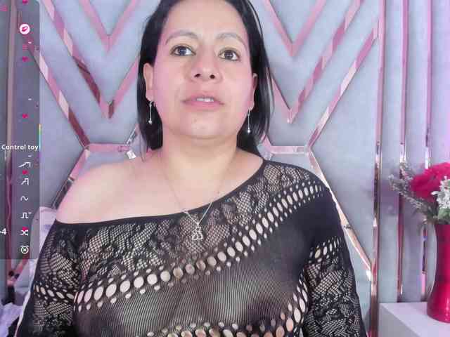 adri-rivera webcam