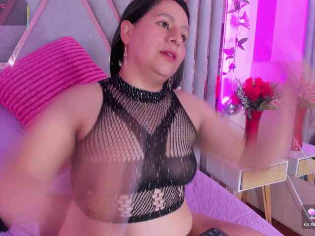 adri-rivera webcam