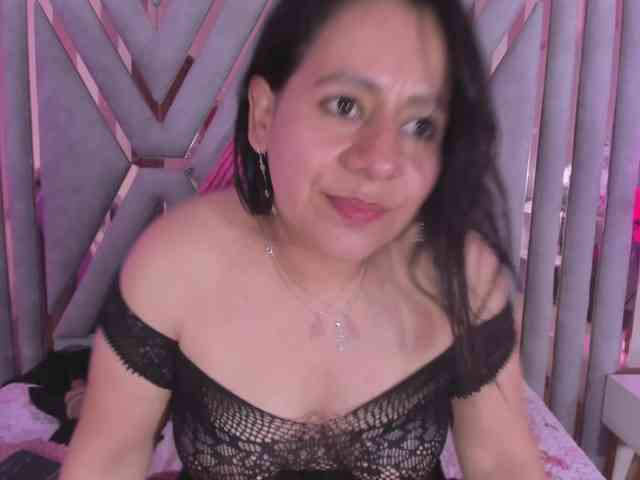 adri-rivera webcam
