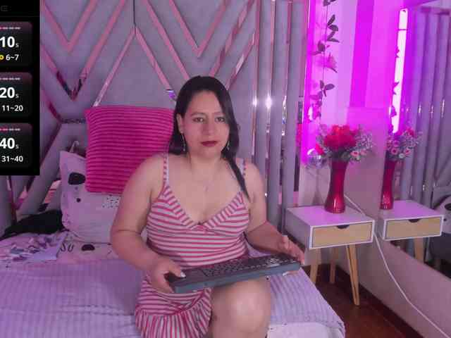 adri-rivera webcam