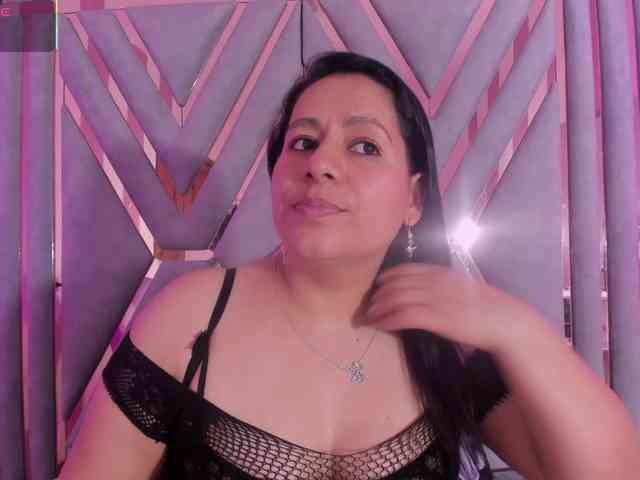 adri-rivera webcam