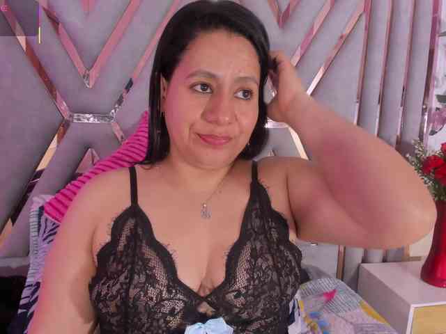adri-rivera webcam