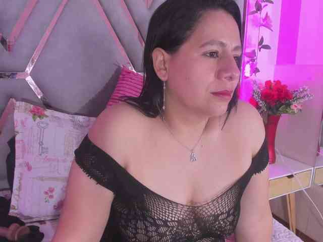 adri-rivera webcam