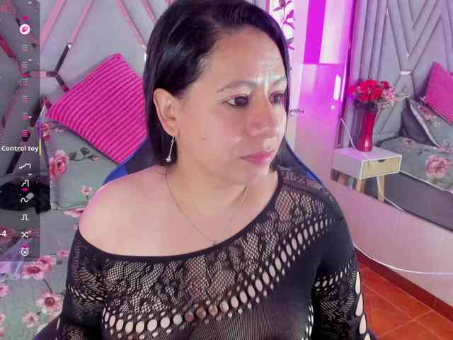 adri-rivera webcam